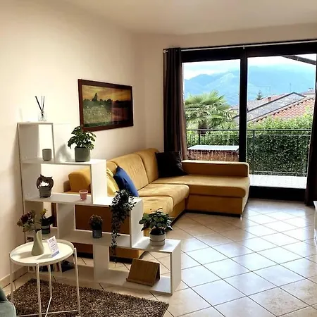 Hygge House Луино